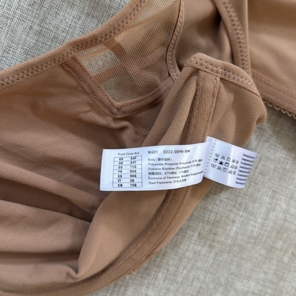 Delimira Front Close unlined nude underwire bra‎ size 34F - Picture 8 of 10